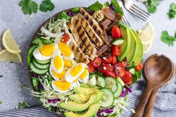 Salad Trứng - món ăn kiêng được nhiều chị em lựa chọn